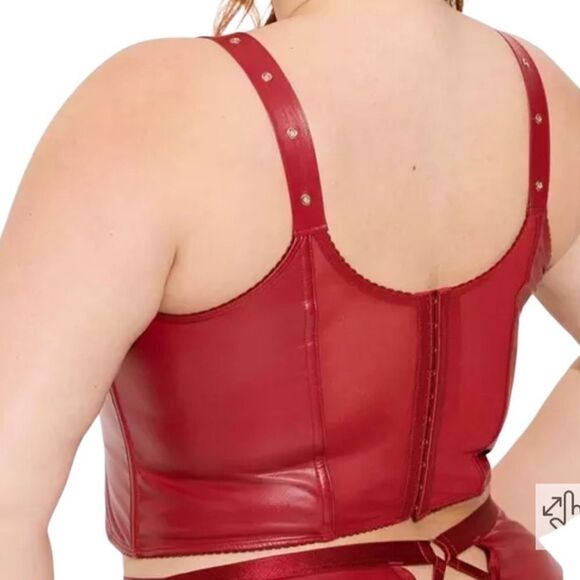 Torrid Pleather Bustier – Size 1 (14-16) – Red - Picture 3 of 7